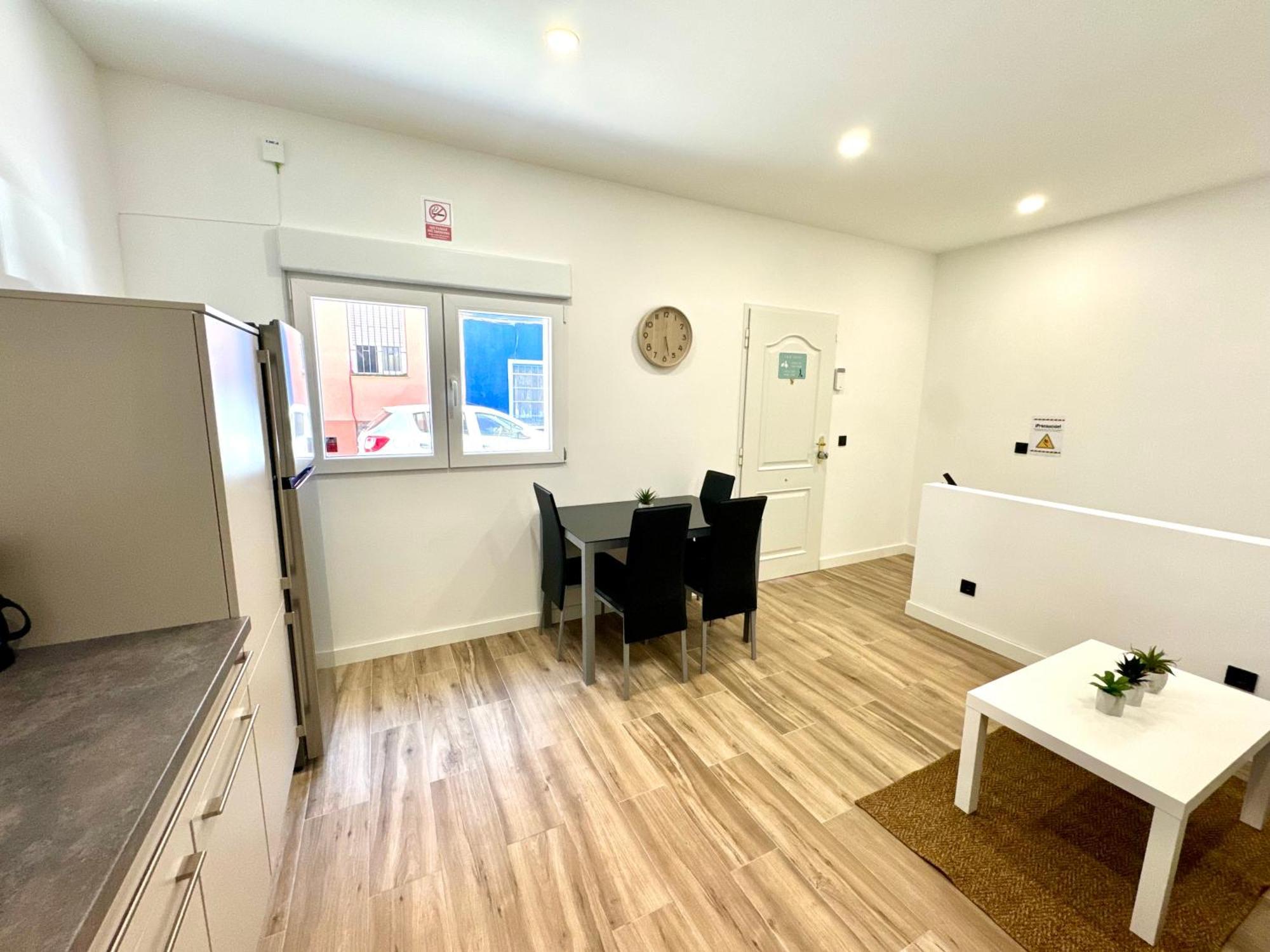 Apartamentos Castillejos Мадрид Екстериор снимка