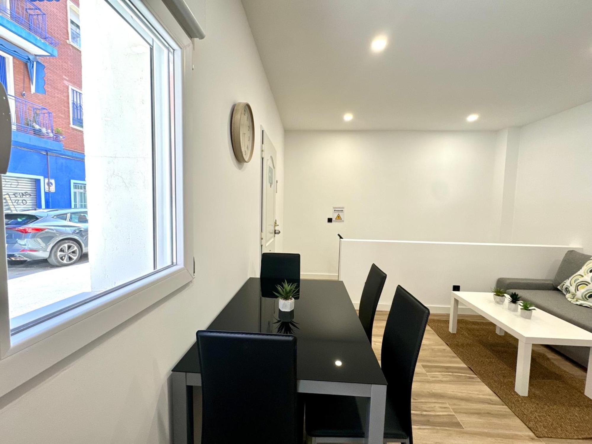 Apartamentos Castillejos Мадрид Екстериор снимка